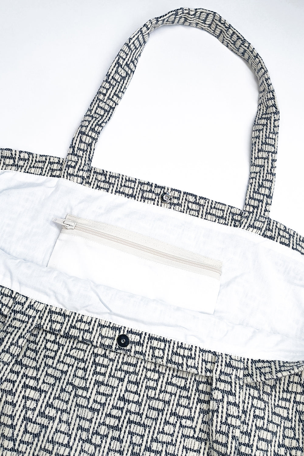 Sac cabas Marguerite jacquard noir et blanc